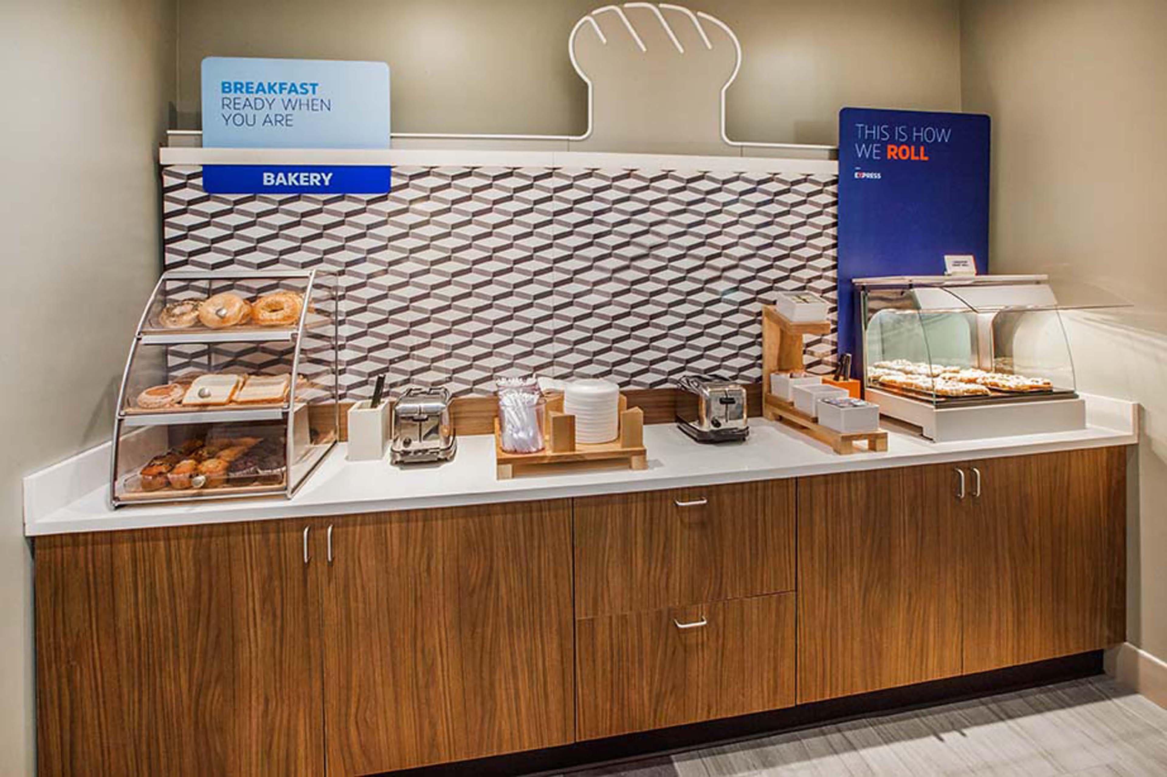 Holiday Inn Express And Suites Lubbock South By Ihg מראה חיצוני תמונה
