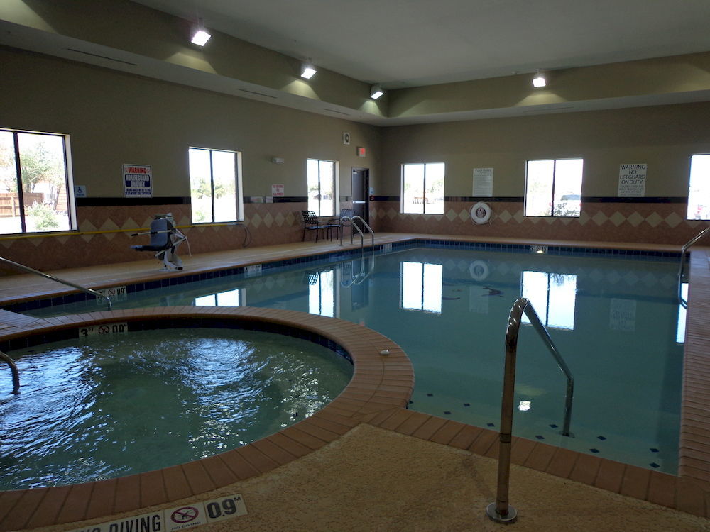Holiday Inn Express And Suites Lubbock South By Ihg מראה חיצוני תמונה
