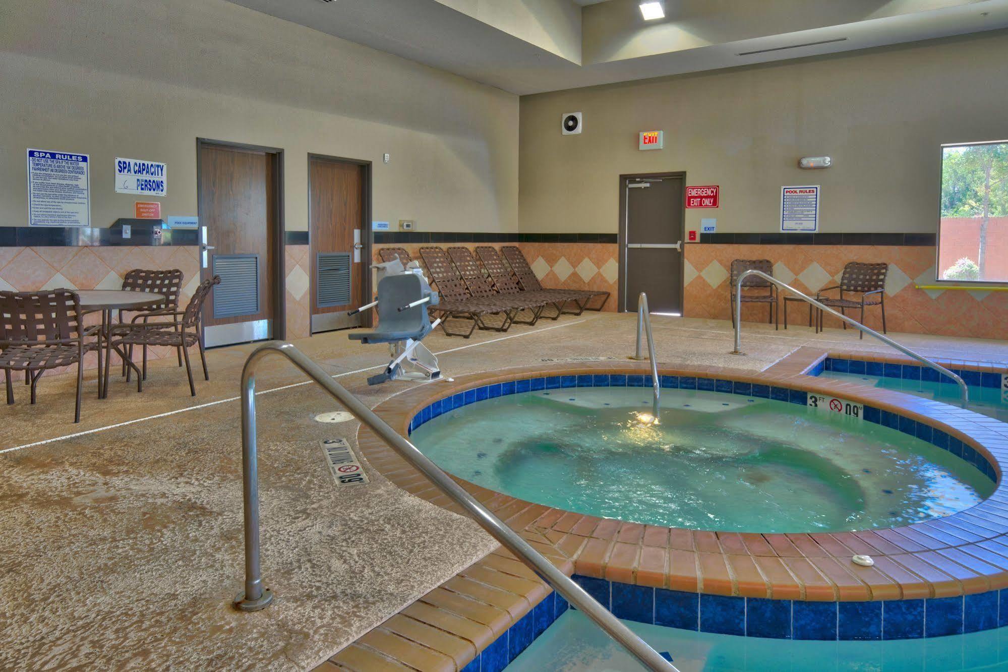 Holiday Inn Express And Suites Lubbock South By Ihg מראה חיצוני תמונה